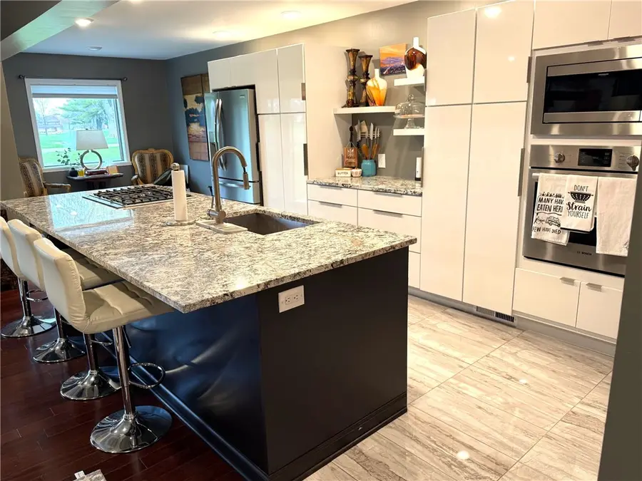 5 Greenbriar Drive #1, Mattoon, IL 61938 - #3