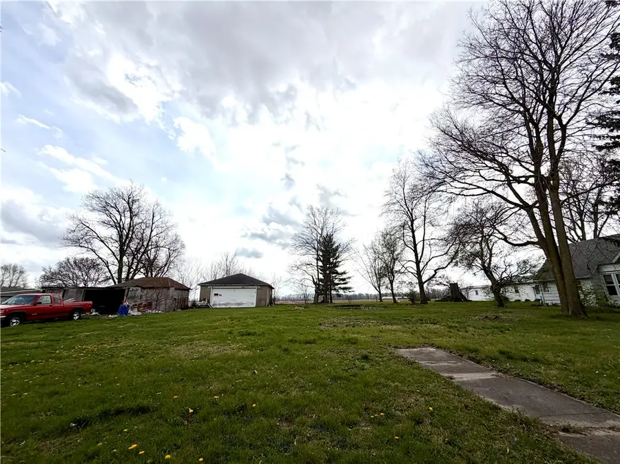 610 Green Street, Newman, IL 61942 - #2