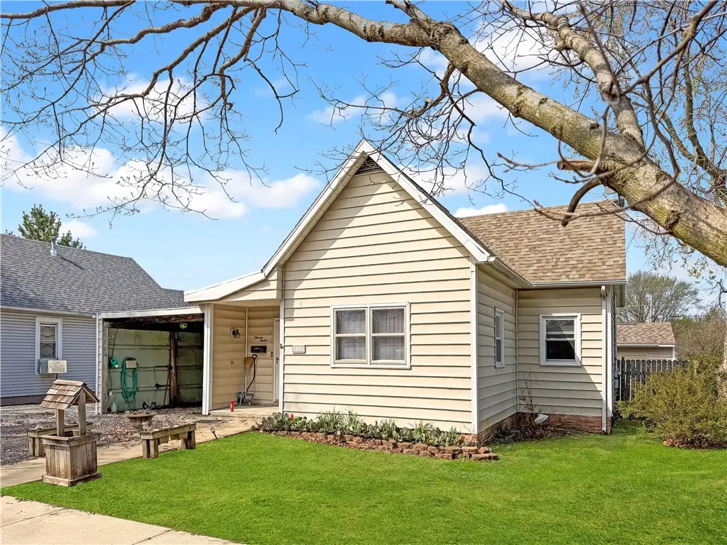 1112 Moultrie Avenue, Mattoon, IL 61938 - #1