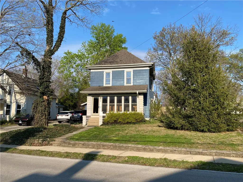 875 10th Street, Charleston, IL 61920 - #1