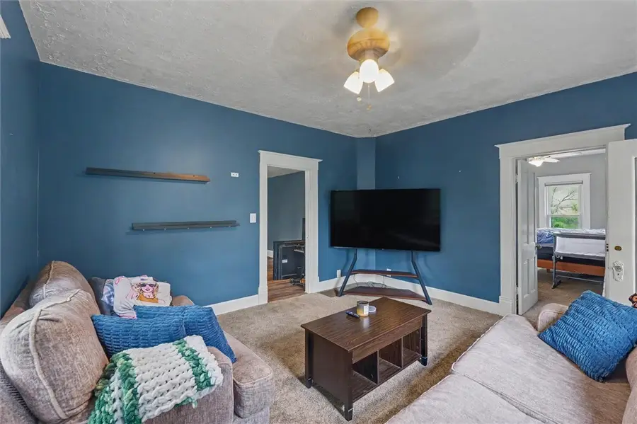 19511 Arrowhead Road, Charleston, IL 61920 - #3