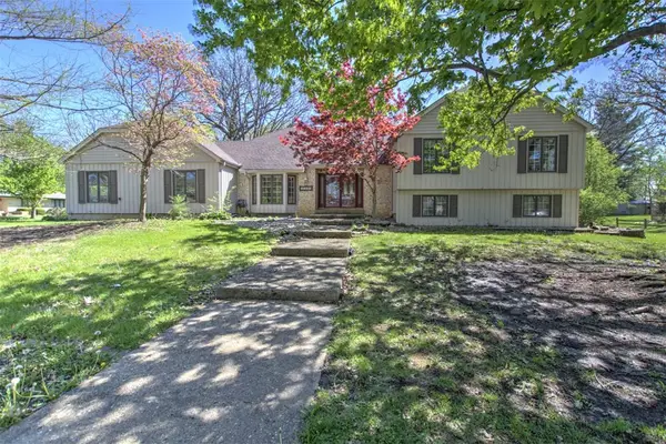 5244 Yavapai Drive, Forsyth, IL 62535