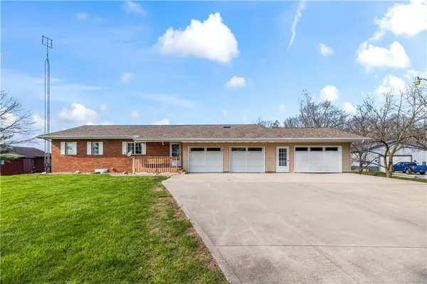 6 Kas Villa, Sullivan, IL 61951