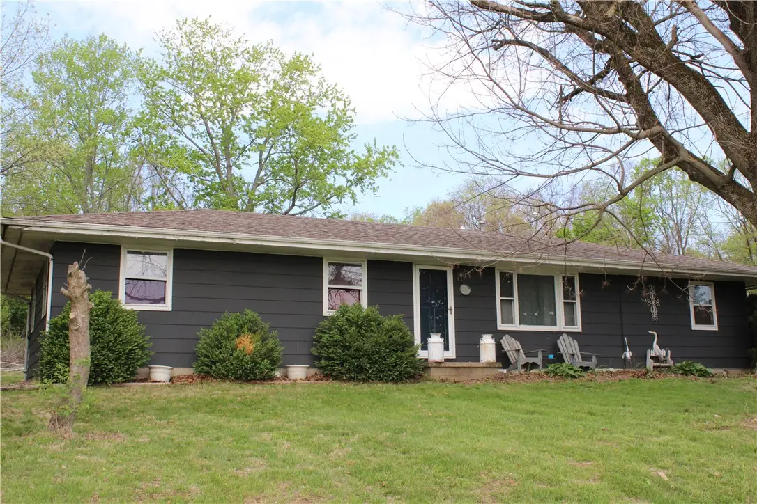 613 N 1125 East Road, Tower Hill, IL 62571 - #1