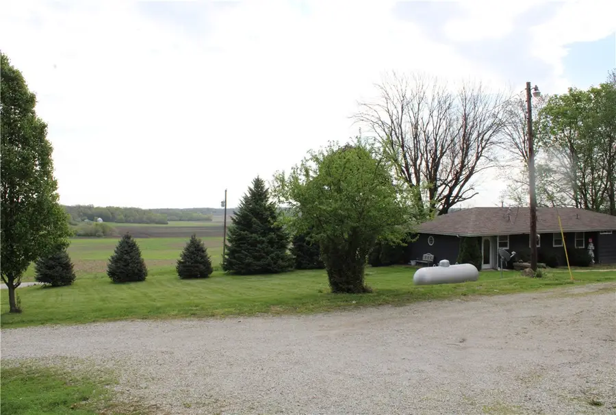 613 N 1125 East Road, Tower Hill, IL 62571 - #2