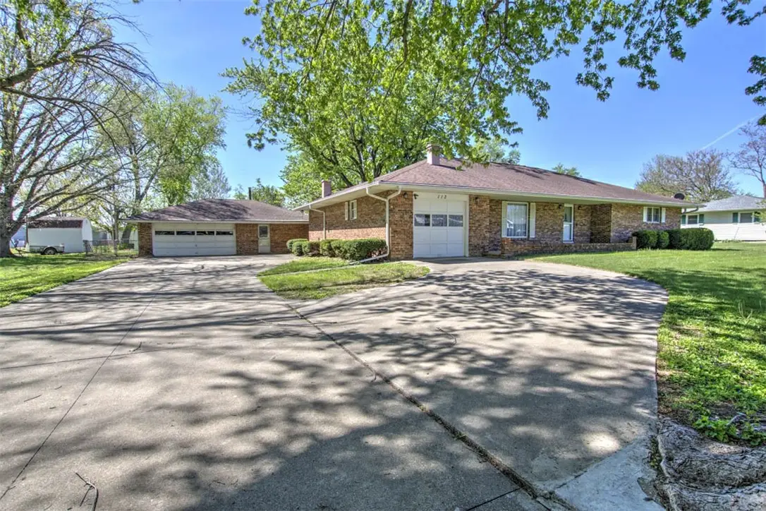 113 E Bower Street, Oreana, IL 62554 - #1