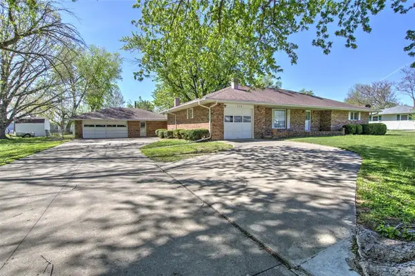 113 E Bower Street, Oreana, IL 62554