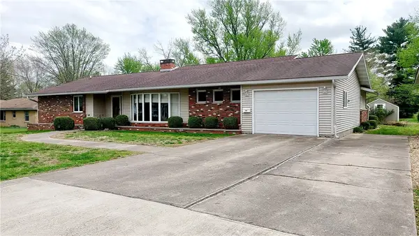 208 E Curtis Street, Newton, IL 62448