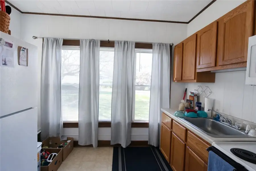 1617 Lafayette Avenue, Mattoon, IL 61938 - #3