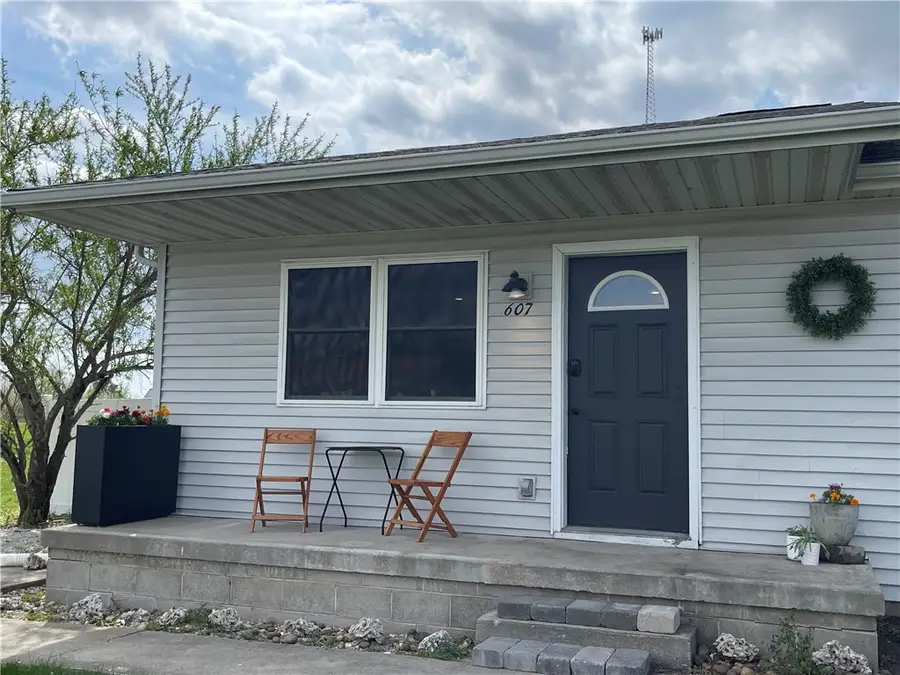 607 S Faith Lane, Sullivan, IL 61951 - #2