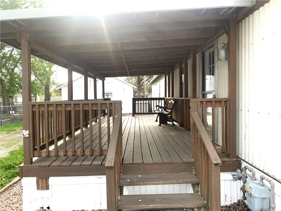 303 Wright Street, Findlay, IL 62534 - #2