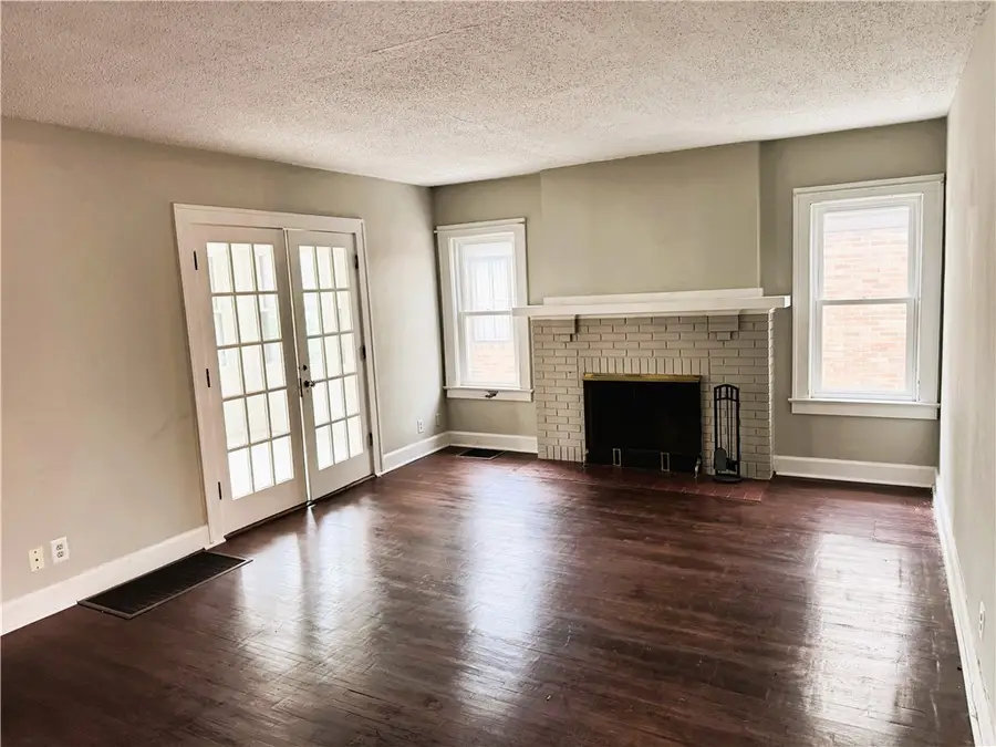 14 W Winter Avenue, Danville, IL 61832 - #3