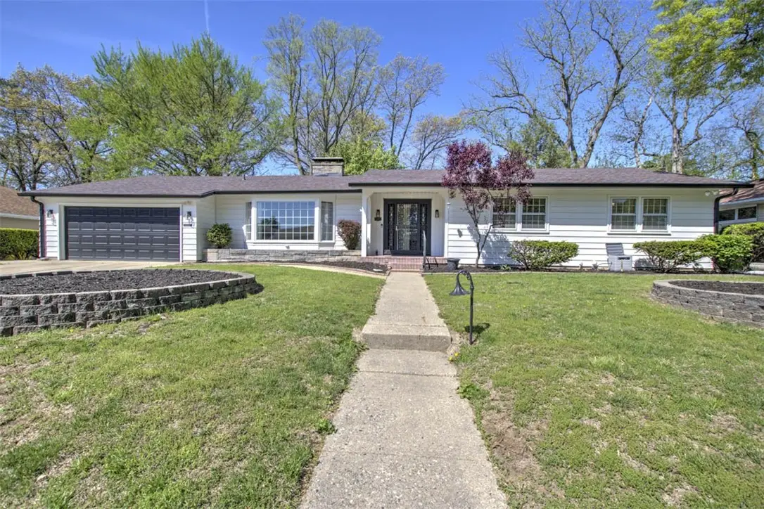 5 Eastmoreland Place, Decatur, IL 62521 - #1