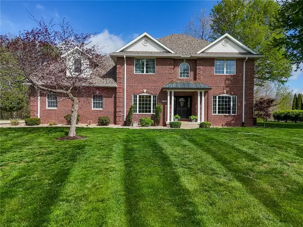 17363 N Deer Creek Drive, Effingham, IL 62401