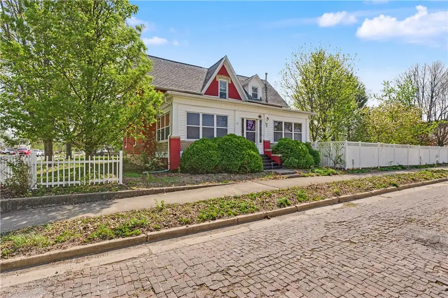 110 N Pike Street, Oakland, IL 61943 - #3