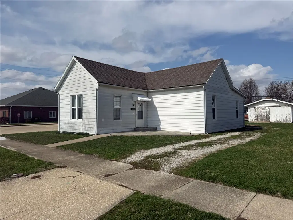 804 Jefferson Avenue, Effingham, IL 62401 - #1