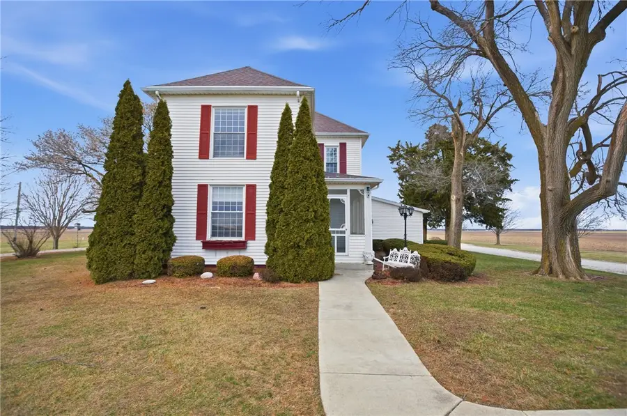 21137 E County Road 1050 N, Ashmore, IL 61912 - #2