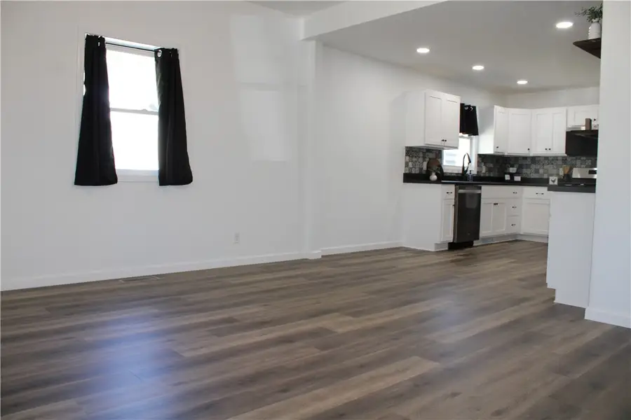 313 N Wood Street, Shelbyville, IL 62565 - #3