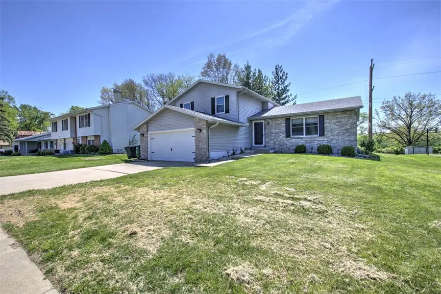1555 Highland Place, Decatur, IL 62526 - #3