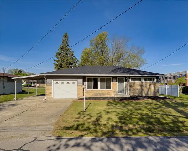 711 N Cleveland Street, Effingham, IL 62401