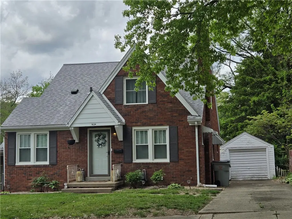 1624 W Forest Avenue, Decatur, IL 62522 - #1