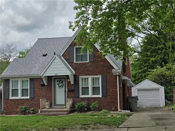 1624 W Forest Avenue, Decatur, IL 62522