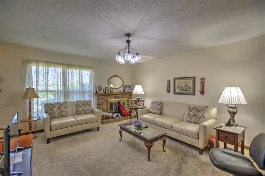 2061 E Mill Stone Road, Decatur, IL 62526 - #2