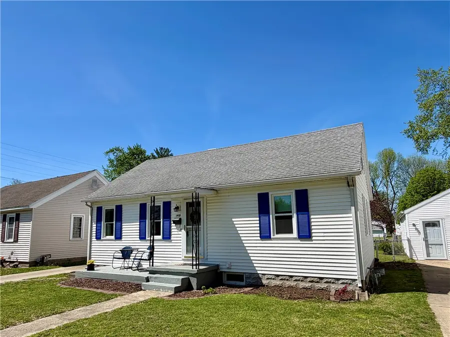 1409 14th Street, Mattoon, IL 61938 - #3