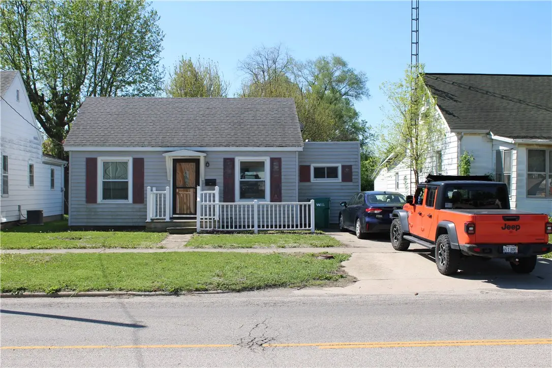 3017 Marshall Avenue, Mattoon, IL 61938 - #1