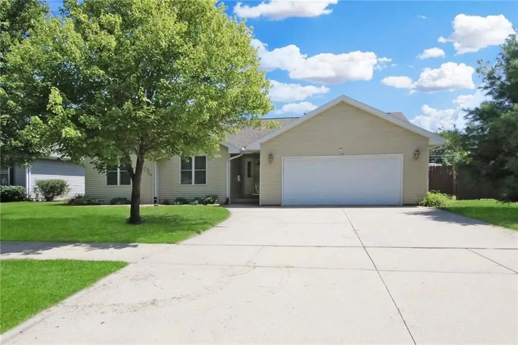 1208 S 17th Street, Mattoon, IL 61938 - #1