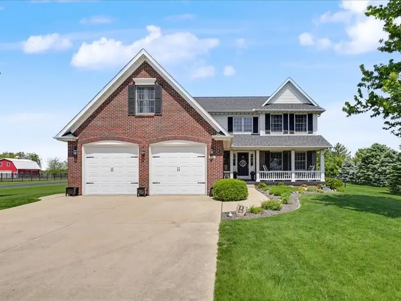 552 W Elm Street, Argenta, IL 62501 - #1
