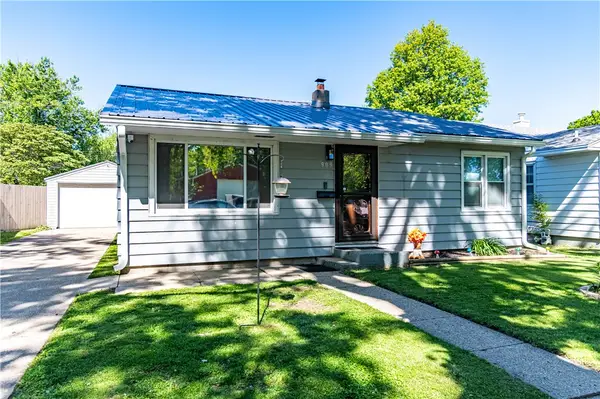 909 N 20th Street, Mattoon, IL 61938