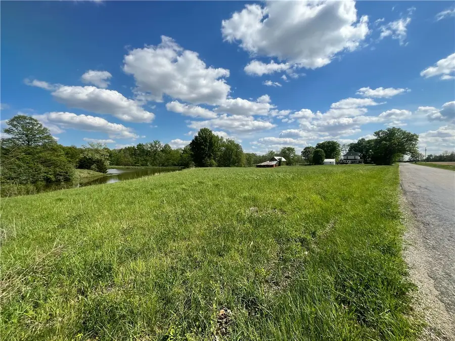 10828 N Grandturn Road, Marshall, IL 62441 - #3