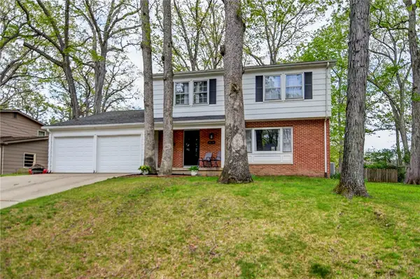 424 Hackberry Drive, Decatur, IL 62521