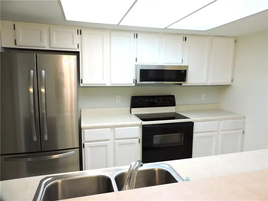 3148 Woodland Trace, Danville, IL 61832 - #3