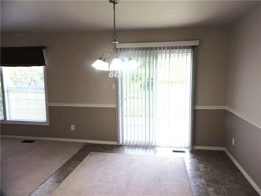 606 Rockway Place, Danville, IL 61832 - #3
