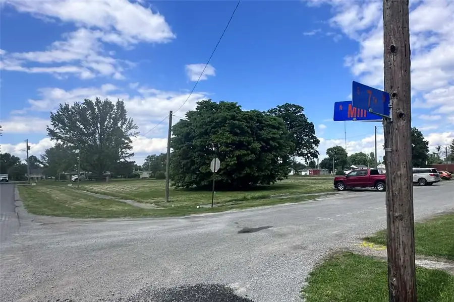 Lot 4 N Mill Street, Flora, IL 62839 - #3