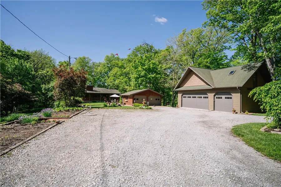 8659 N 1000th Road, Effingham, IL 62401 - #3