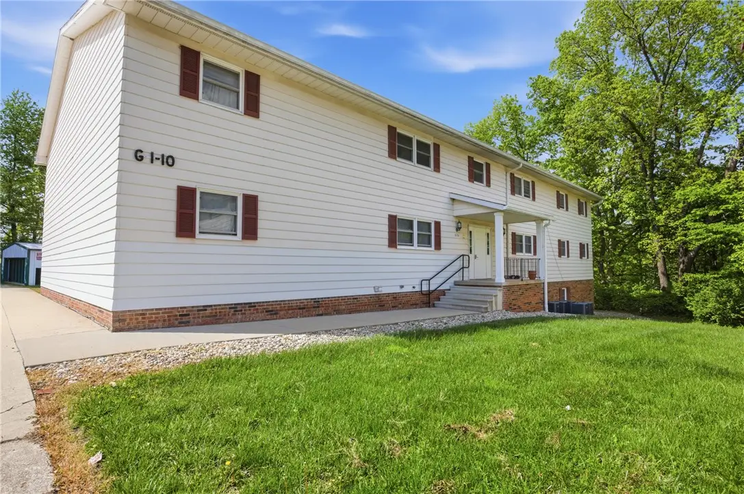 1616 Hillside Drive, Effingham, IL 62401 - #1