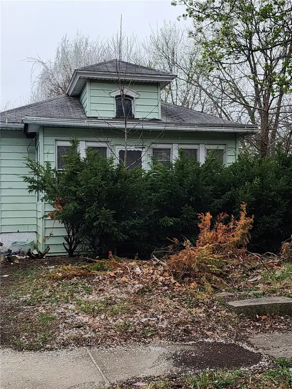 1627 E Johns Avenue, Decatur, IL 62521