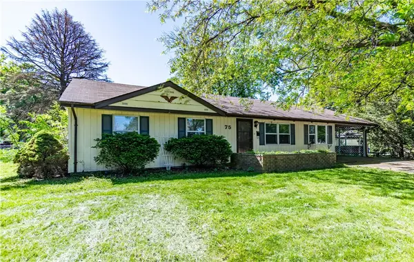 75 Whippoorwill Drive, Decatur, IL 62526