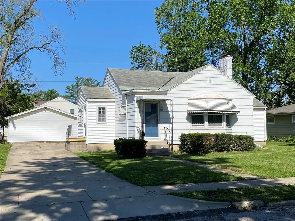 1518 2nd Street, Charleston, IL 61920 - #1