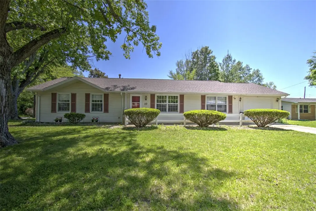 17 Barclay Court, Decatur, IL 62526 - #1