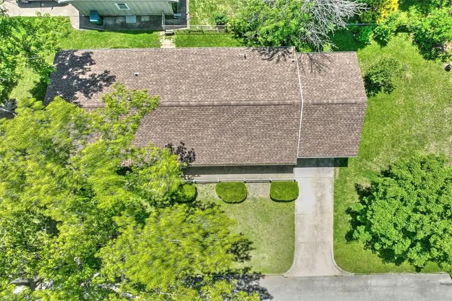 17 Barclay Court, Decatur, IL 62526 - #3