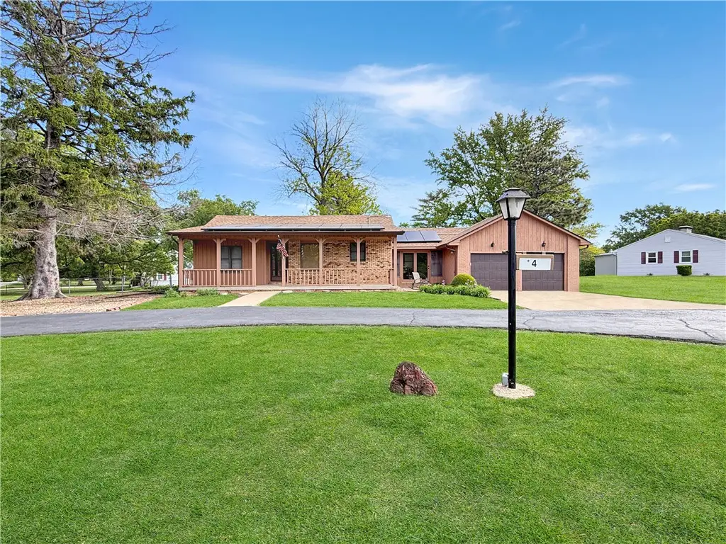 4 Southern Drive, Decatur, IL 62521 - #1