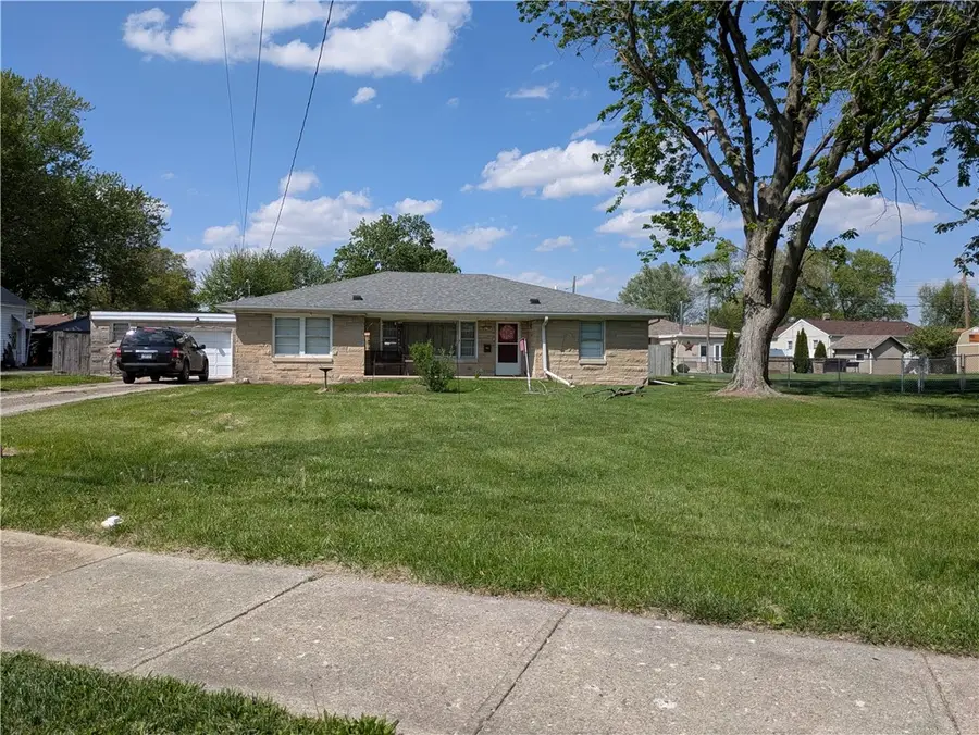 629 E Court Street, Paris, IL 61944 - #2