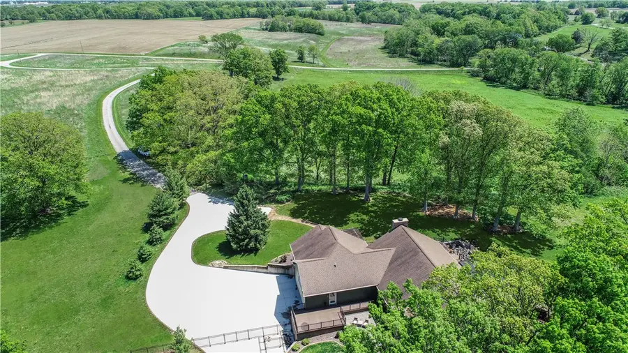 9739 N County Road 2250e, Ashmore, IL 61912 - #2