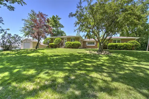3035 Fair Oaks Drive, Decatur, IL 62526