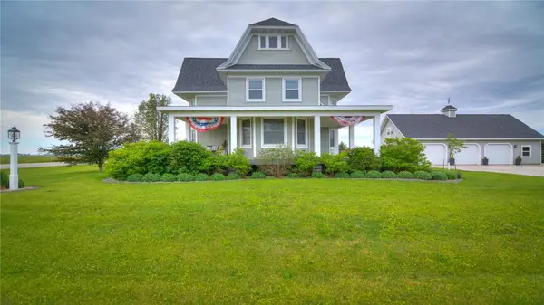 2295 300th Street, Latham, IL 62543