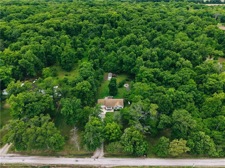 20147 N 1150th Street, Effingham, IL 62401 - #2